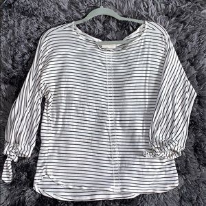 Striped three quarter sleeve shirt
